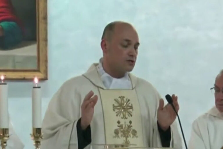 25-sacerdozio-don-luca