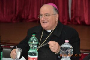 Il Vescovo Mons. Romano Rossi