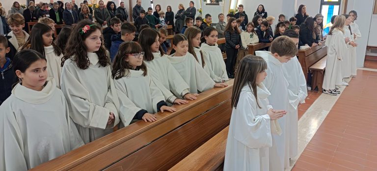 Presentazione 2023 dei ragazzi della Prima Comunione