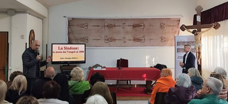 La Sindone: la storia dai Vangeli al 1898